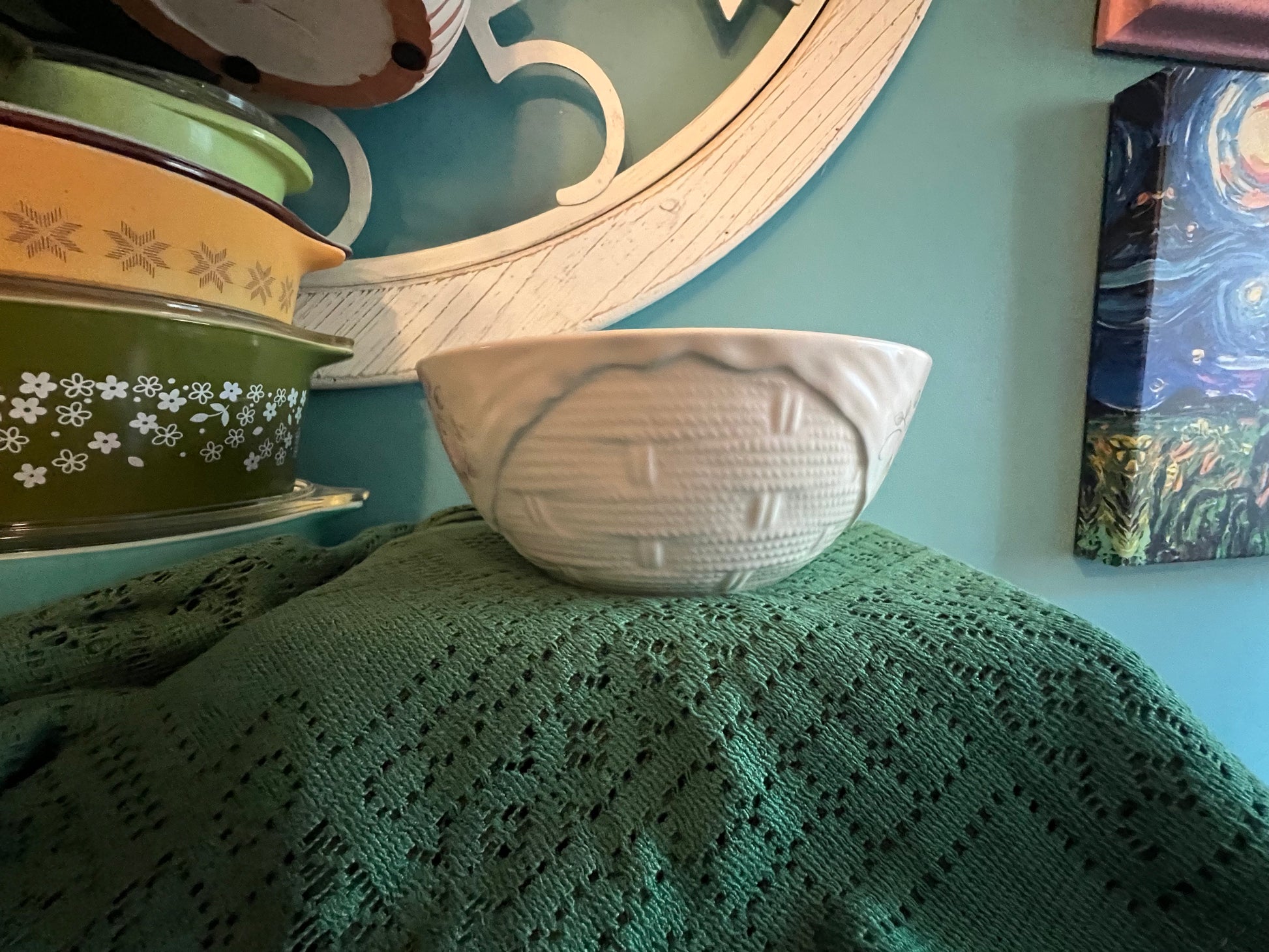 Discontinued Pfaltzgraff Tea Rose stoneware bowl with basket weave detail