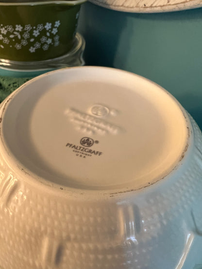 Vintage Pfaltzgraff Tea Rose basket bowl 7 1/4" stoneware collectible