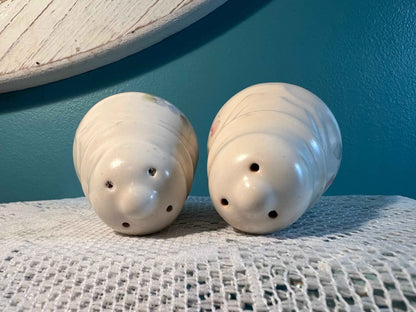 Vintage Pfaltzgraff Tea Rose Salt & Pepper Shakers | Stoneware Collectible