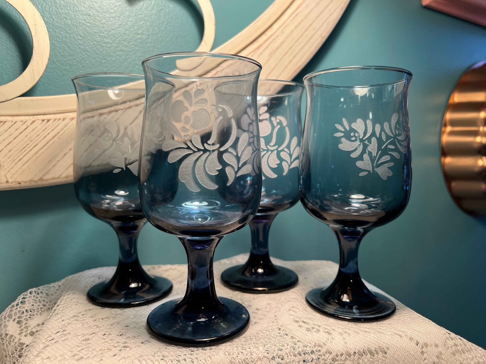 Pfaltzgraff Yorktowne Water Goblets – Set of 4 | 12 oz Vintage Stoneware Glasses