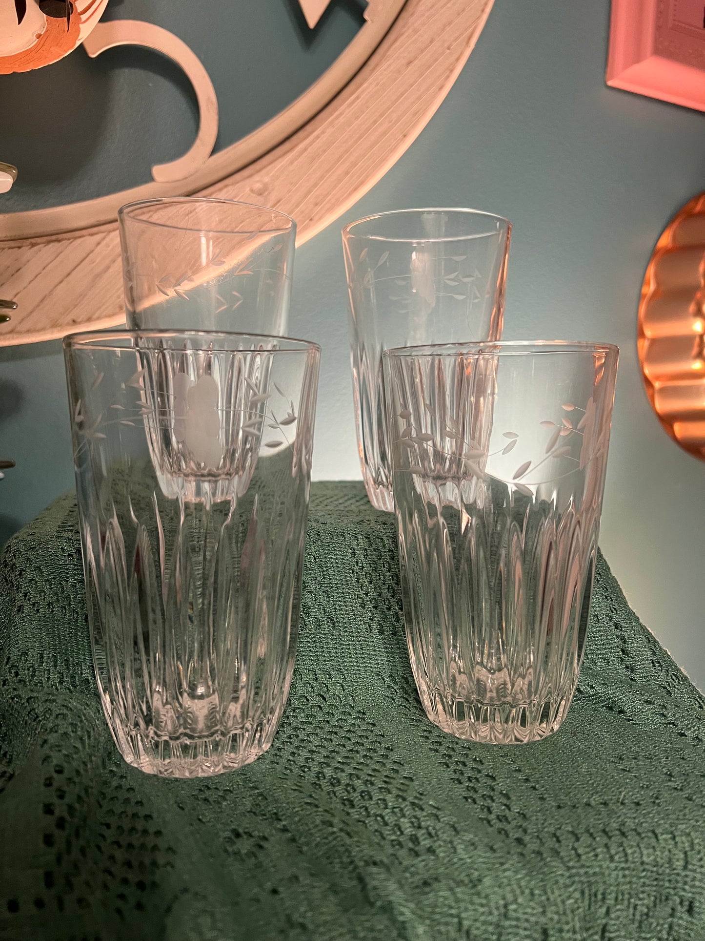 Set of 4 vintage Princess House Heritage etched tall tumblers
