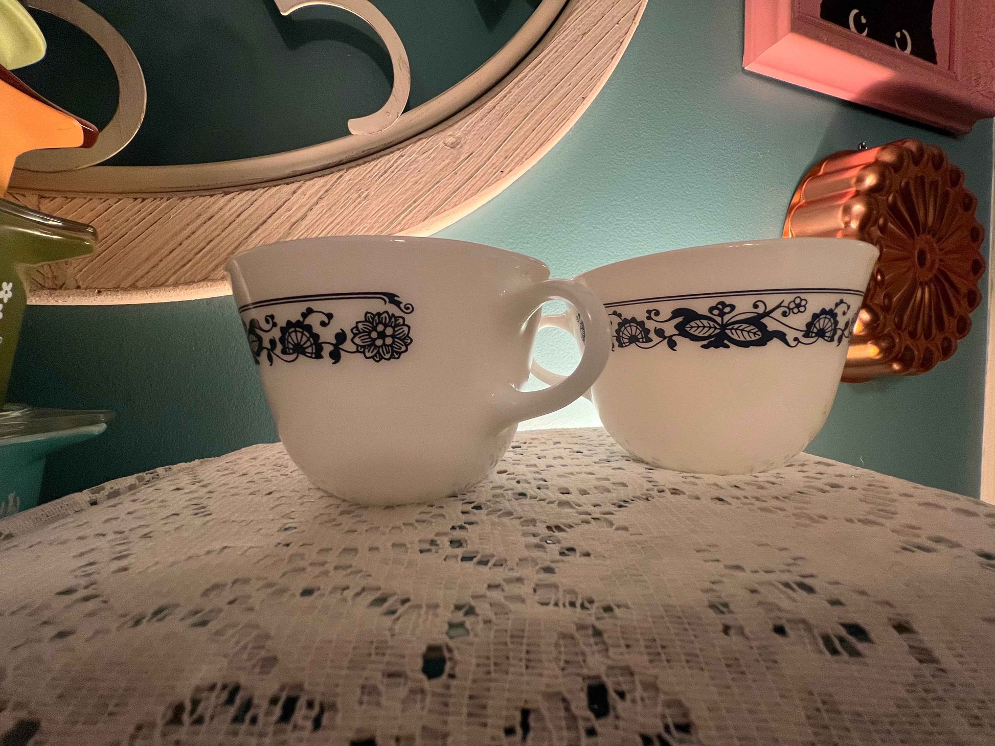 Pyrex Mugs Old Town Blue Pyrex Mugs | Vintage Kitchenware – Dusty Treasures