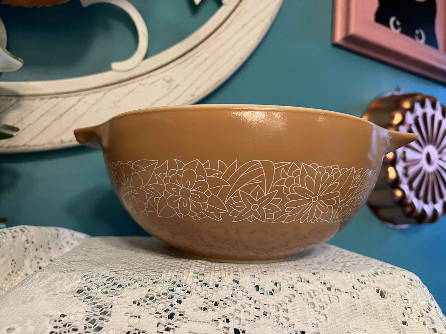 Vintage Pyrex Woodland Brown Cinderella Mixing Bowl | 2.5 L | Vintage Kitchenware