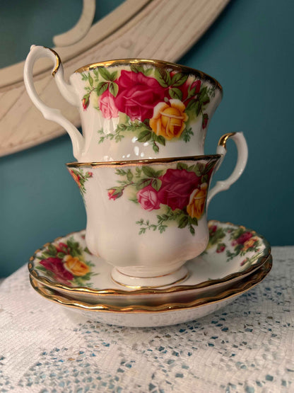 Royal Albert Old Country Roses Tea Cup & Saucer Set of 2 | Vintage Fine China