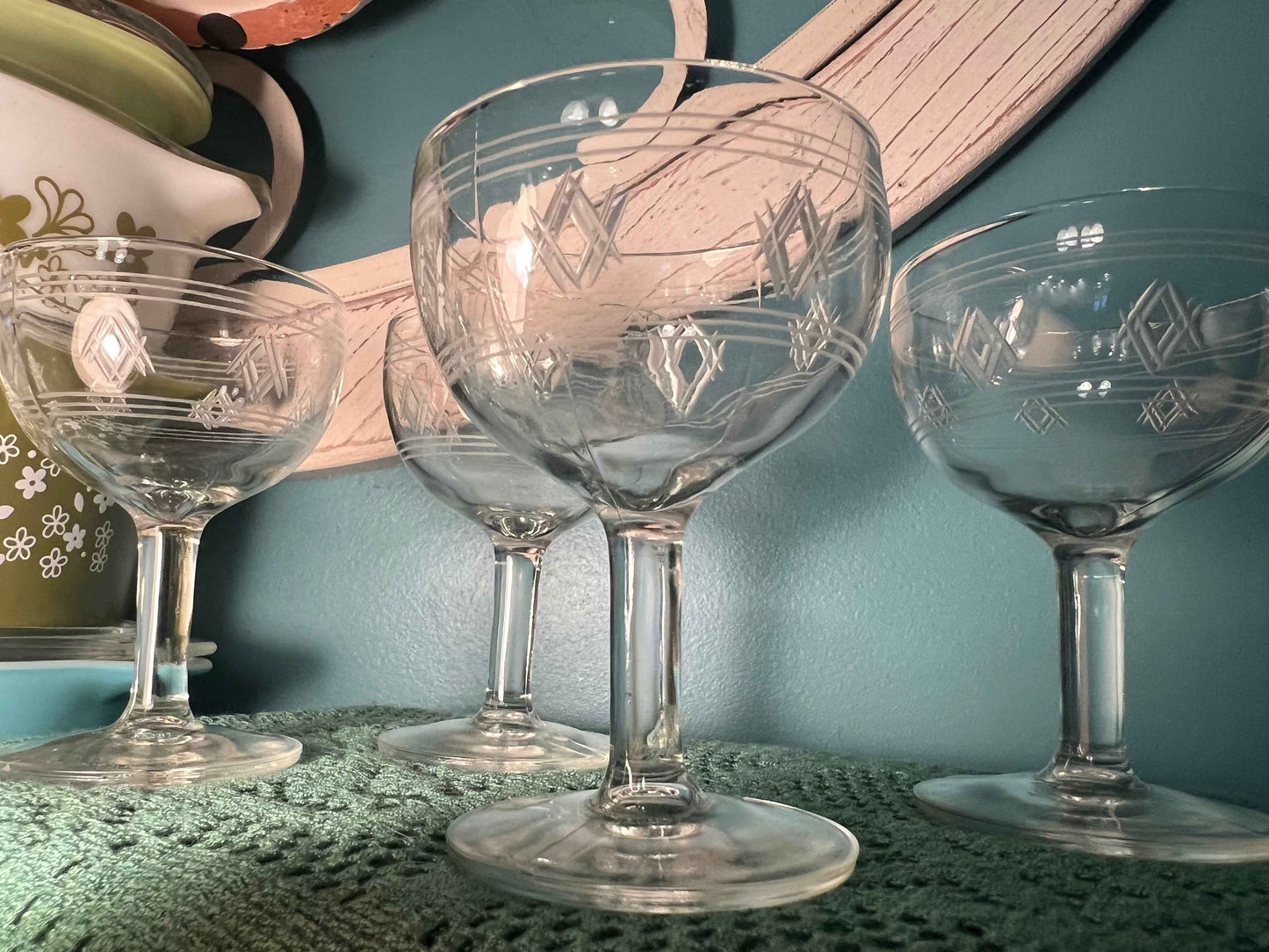 Standard Glass Criss Cross Bands - 4 Champagne/Tall Sherbet | Collectible Stemware | Vintage Drinkware- 4 Wine Glass | Collectible Stemware | Vintage Drinkware