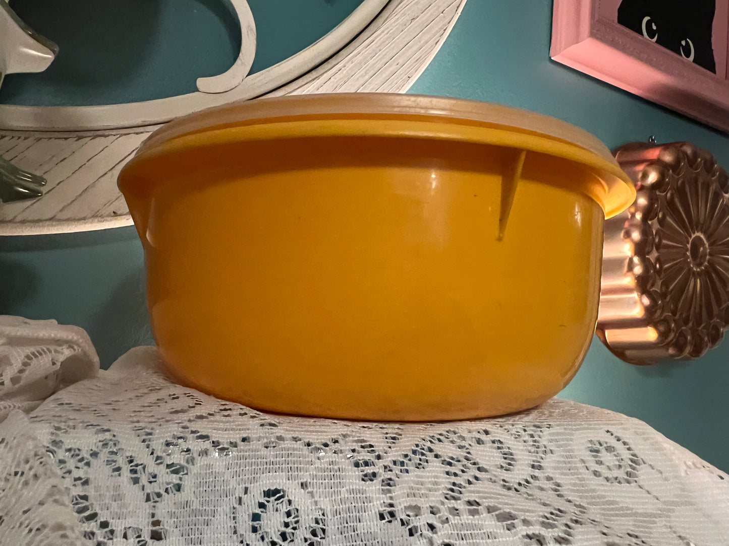 Vintage Tupperware #272-13 yellow 12-cup bowl with lid for food storage and mixing