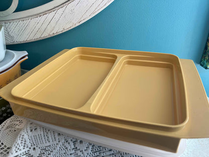 Vintage Tupperware Deviled Egg Carrier – Catalog No. 723, Harvest Gold 4-Piece Easter & Picnic Egg Tray