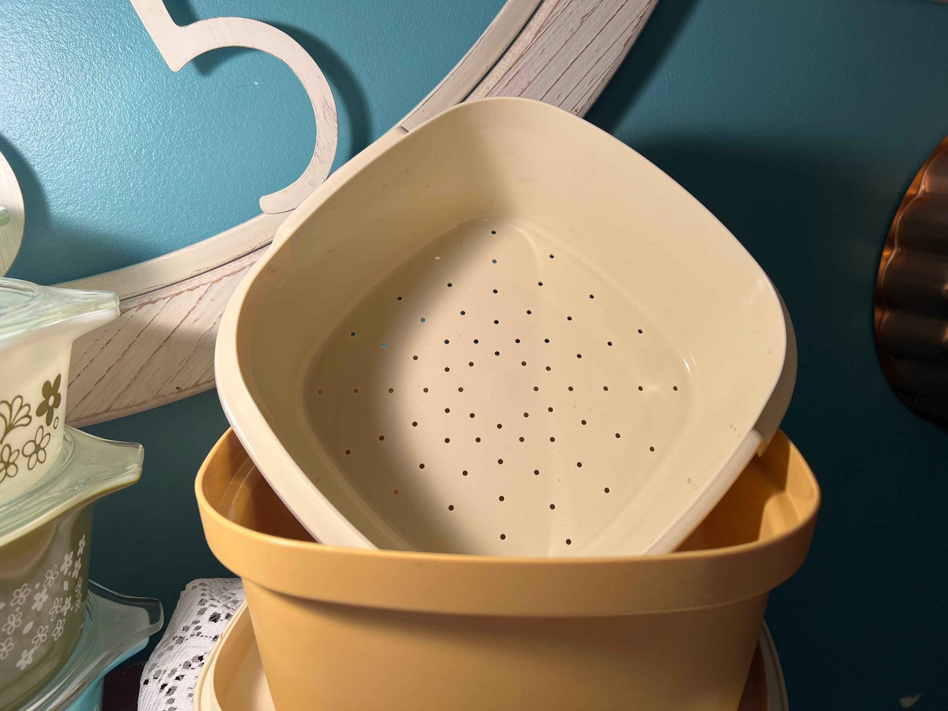 Vintage Tupperware Harvest Gold Microwave Steamer - Square #888 | Retro Kitchenware