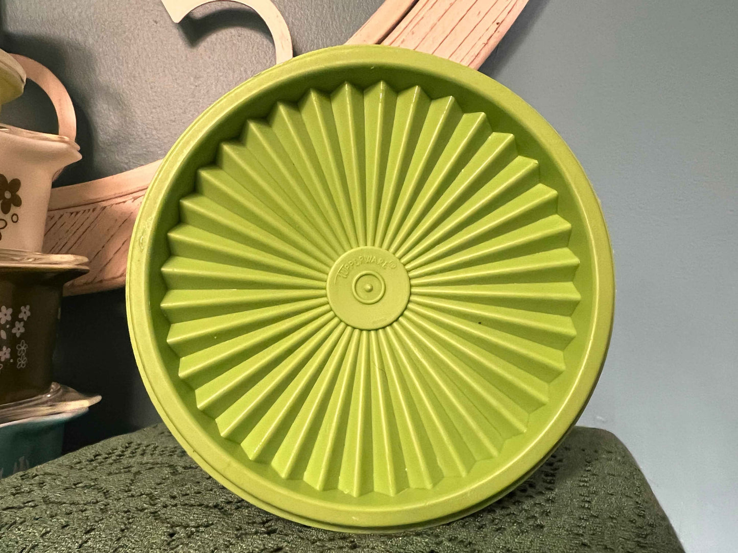 Vintage Tupperware Lime Green Round Canister #1298 | Apple Green Storage