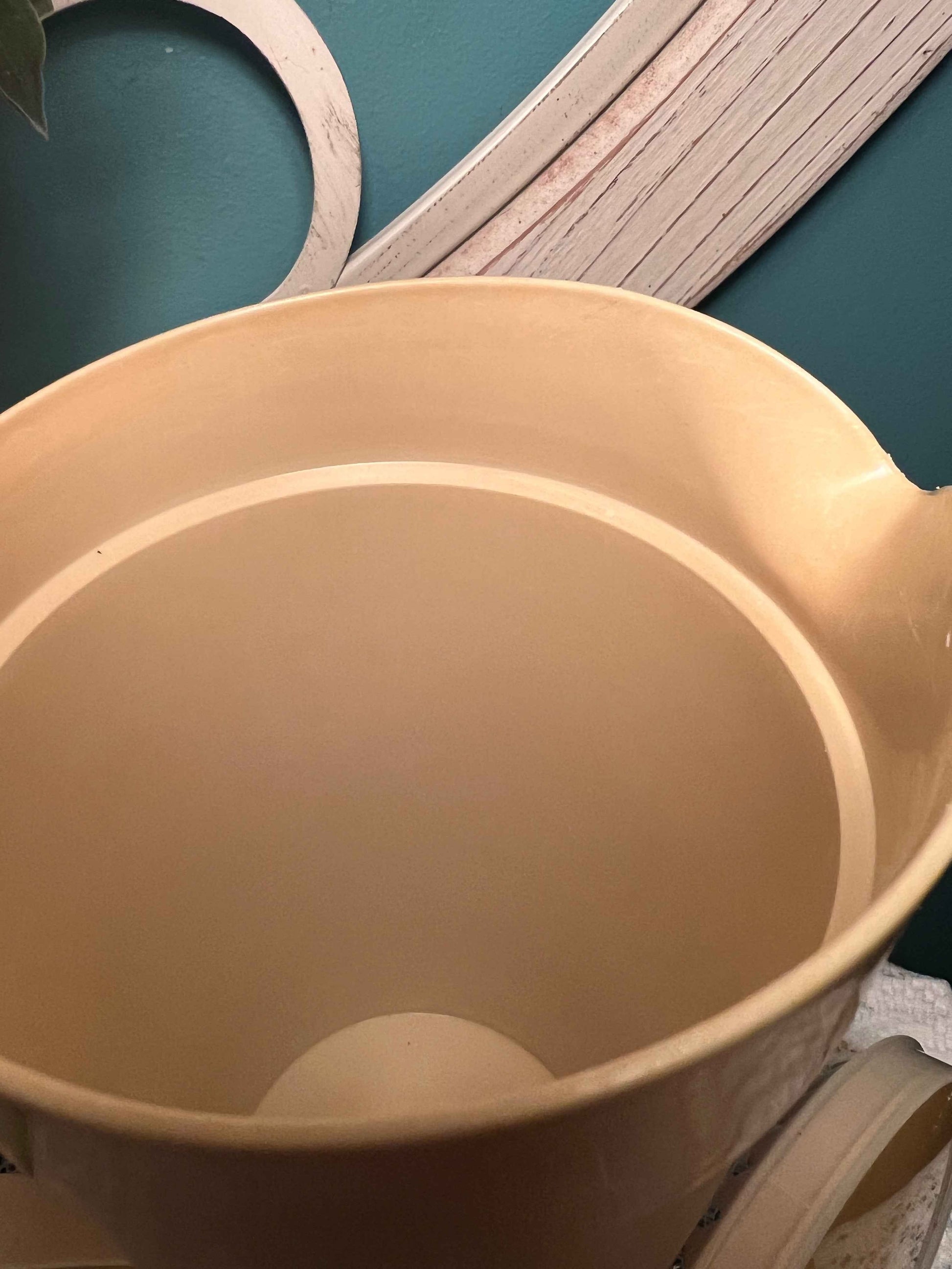 Vintage Tupperware Pitcher 800-2 Almond | 2 Quart Retro Kitchenware