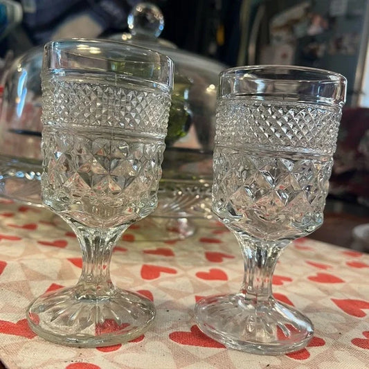 Anchor Hocking Wexford Diamond Pressed Wine Goblets